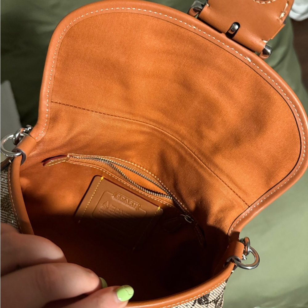 Coach Full Sized Crystal SoHo + Matching Wallet - Picture 6 of 7